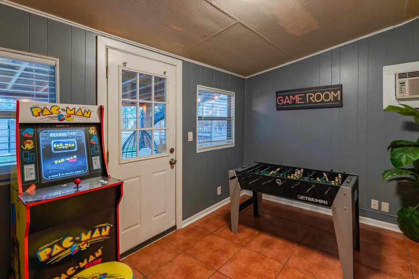 Texas Vacation Home, Game Room & Pool By Sixflags 圣安东尼奥 外观 照片